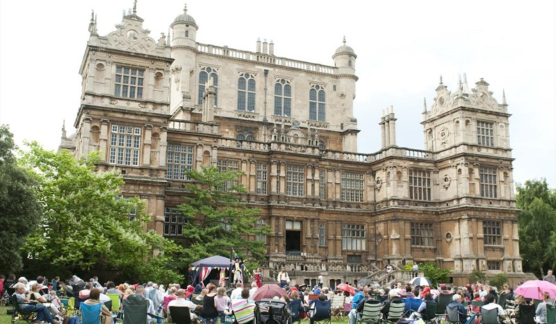 Open Air Theatre at Wollaton Hall - Visit Nottinghamshire